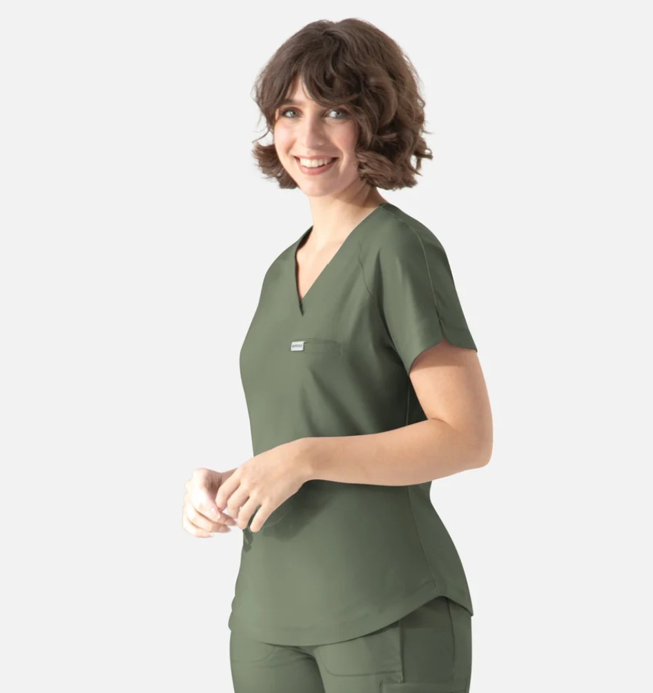 Maevn Embrace Scrub Top 2502 Olive - Imagen 3